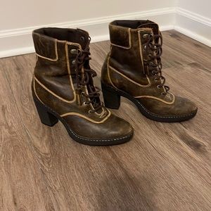 Timberland ankle high heels boots, size 6,5.